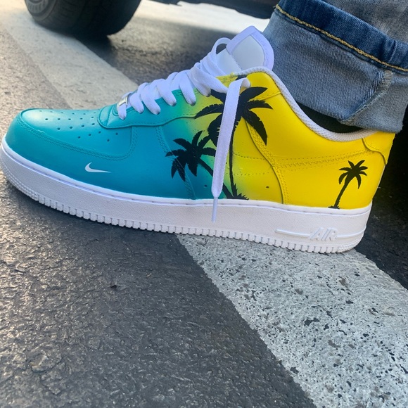 Shoe customization - Picture 2 of 10